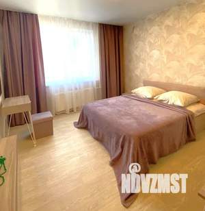 1-к квартира, посуточно, 40м2, 10/25 этаж