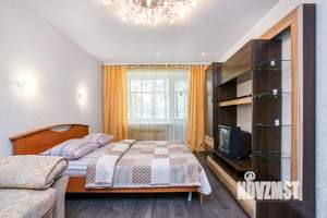 1-к квартира, посуточно, 32м2, 3/5 этаж