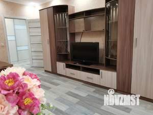 1-к квартира, посуточно, 43м2, 10/10 этаж