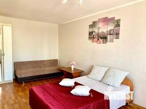 1-к квартира, посуточно, 33м2, 7/10 этаж