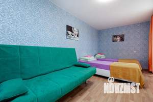 2-к квартира, посуточно, 67м2, 8/10 этаж