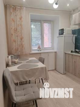 1-к квартира, посуточно, 35м2, 1/9 этаж