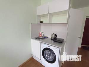 Студия квартира, посуточно, 25м2, 1/10 этаж