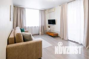 2-к квартира, посуточно, 45м2, 7/10 этаж