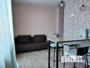 1-к квартира, посуточно, 42м2, 18/24 этаж