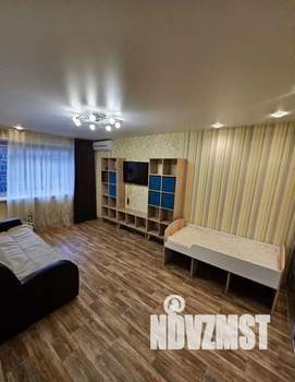 1-к квартира, посуточно, 40м2, 4/5 этаж