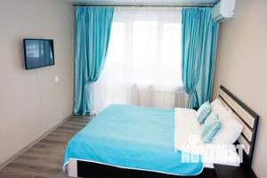 1-к квартира, посуточно, 33м2, 8/10 этаж