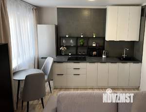 Студия квартира, посуточно, 40м2, 22/23 этаж