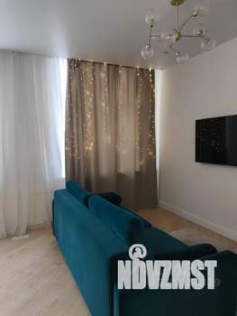 Студия квартира, посуточно, 35м2, 1/8 этаж