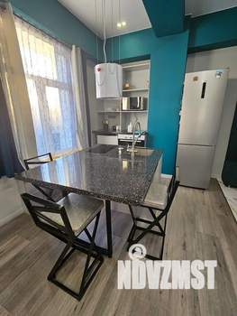 Студия квартира, посуточно, 35м2, 5/8 этаж