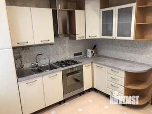 3-к квартира, на длительный срок, 81м2, 1/4 этаж