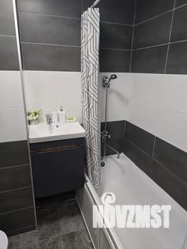 Студия квартира, посуточно, 30м2, 2/10 этаж