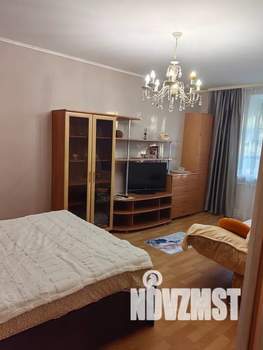 1-к квартира, посуточно, 34м2, 3/6 этаж