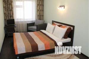 1-к квартира, посуточно, 46м2, 1/1 этаж