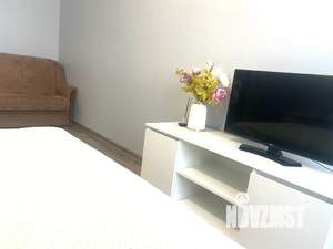 1-к квартира, посуточно, 40м2, 6/10 этаж