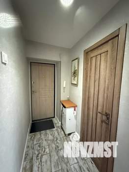 Студия квартира, посуточно, 36м2, 1/5 этаж