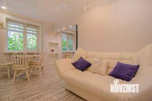 2-к квартира, посуточно, 40м2, 1/5 этаж