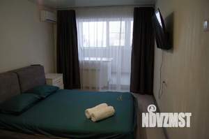 1-к квартира, посуточно, 42м2, 1/1 этаж