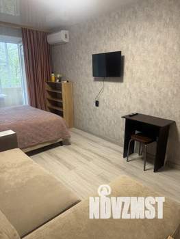 1-к квартира, посуточно, 30м2, 3/6 этаж