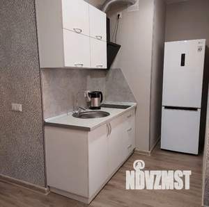 1-к квартира, посуточно, 36м2, 5/25 этаж