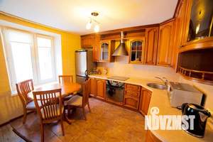 3-к квартира, посуточно, 70м2, 2/3 этаж