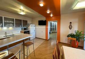 4-к квартира, на длительный срок, 143м2, 6/10 этаж