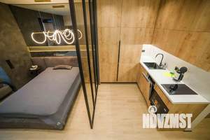 Студия квартира, посуточно, 28м2, 10/21 этаж