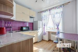 1-к квартира, посуточно, 35м2, 4/12 этаж