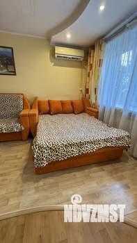 Студия квартира, посуточно, 35м2, 5/5 этаж