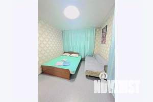 1-к квартира, посуточно, 25м2, 1/2 этаж