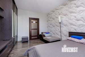 2-к квартира, посуточно, 67м2, 1/1 этаж