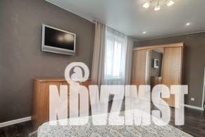 1-к квартира, посуточно, 50м2, 6/27 этаж