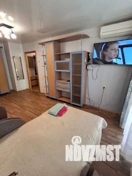 1-к квартира, посуточно, 32м2, 4/5 этаж