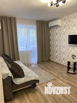 1-к квартира, посуточно, 28м2, 1/1 этаж