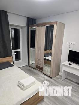 Студия квартира, посуточно, 30м2, 2/10 этаж