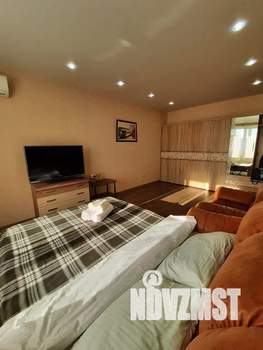 1-к квартира, посуточно, 41м2, 5/25 этаж