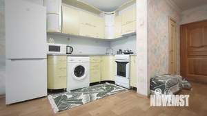 1-к квартира, посуточно, 40м2, 2/10 этаж