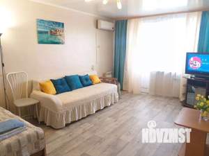1-к квартира, посуточно, 32м2, 1/1 этаж