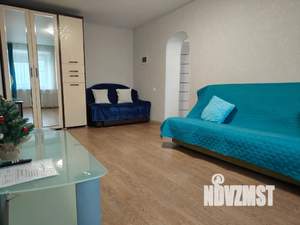 1-к квартира, посуточно, 30м2, 4/9 этаж