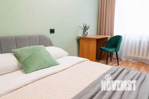 1-к квартира, посуточно, 42м2, 1/1 этаж