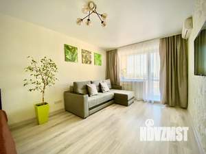 1-к квартира, посуточно, 35м2, 8/10 этаж