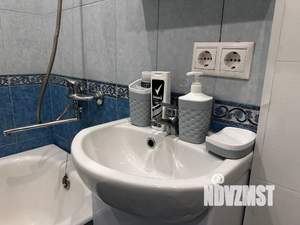 Студия квартира, посуточно, 30м2, 4/5 этаж