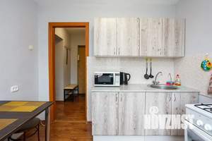 1-к квартира, посуточно, 35м2, 4/9 этаж