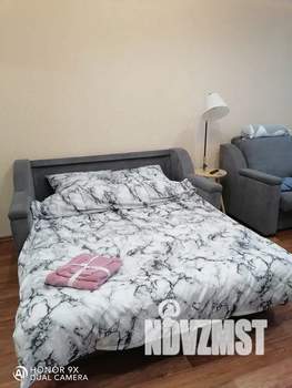 Студия квартира, посуточно, 30м2, 1/5 этаж