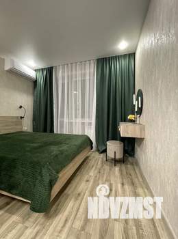 1-к квартира, посуточно, 40м2, 8/10 этаж