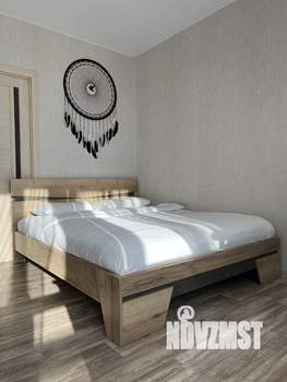 Студия квартира, посуточно, 40м2, 22/23 этаж