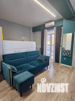 Студия квартира, посуточно, 35м2, 5/8 этаж