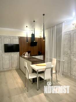 1-к квартира, посуточно, 35м2, 1/2 этаж