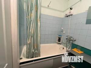 1-к квартира, посуточно, 35м2, 6/9 этаж