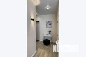 1-к квартира, посуточно, 40м2, 1/25 этаж